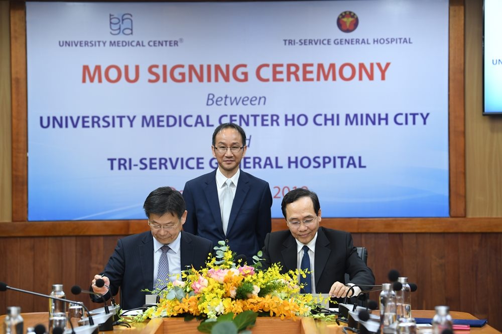 Lễ ký kết biên bản ghi nhớ hợp tác giữa BV ĐHYD TPHCM và vx88m đa khoa Quốc phòng Tri-Service, Đài Loan – Trung Quốc